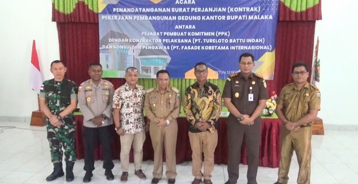 Kapolres Malaka Hadiri Penandatanganan Perjanjian Kontrak Pembangunan Kantor Bupati