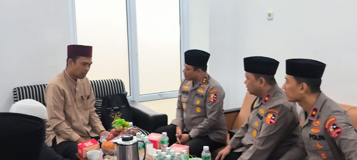 Silaturahmi dengan Kaops NCS Polri, UAS Serukan Masyarakat Jaga Ketertiban Jelang Pemilu