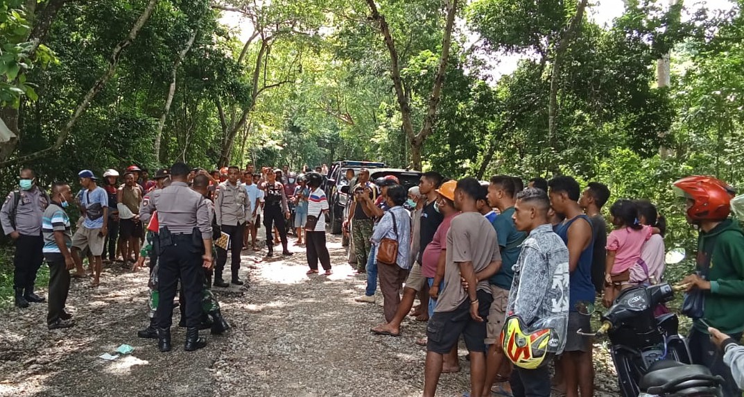 Identitas  Mayat Laki Laki di Hutan Kateri Terungkap Setelah Ke-2 Anak Korban Bertemu Kapolsek Malaka Tengah