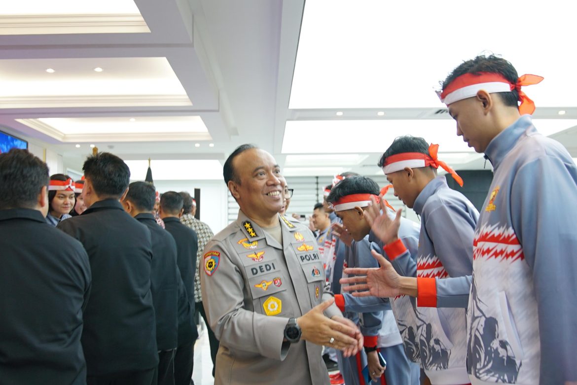 Lepas Tim Taekwondo Garbha Presisi Ke Vietnam, Irwasum Polri: Jaga Nama Baik Institusi dan Negara, Junjung Sportivitas