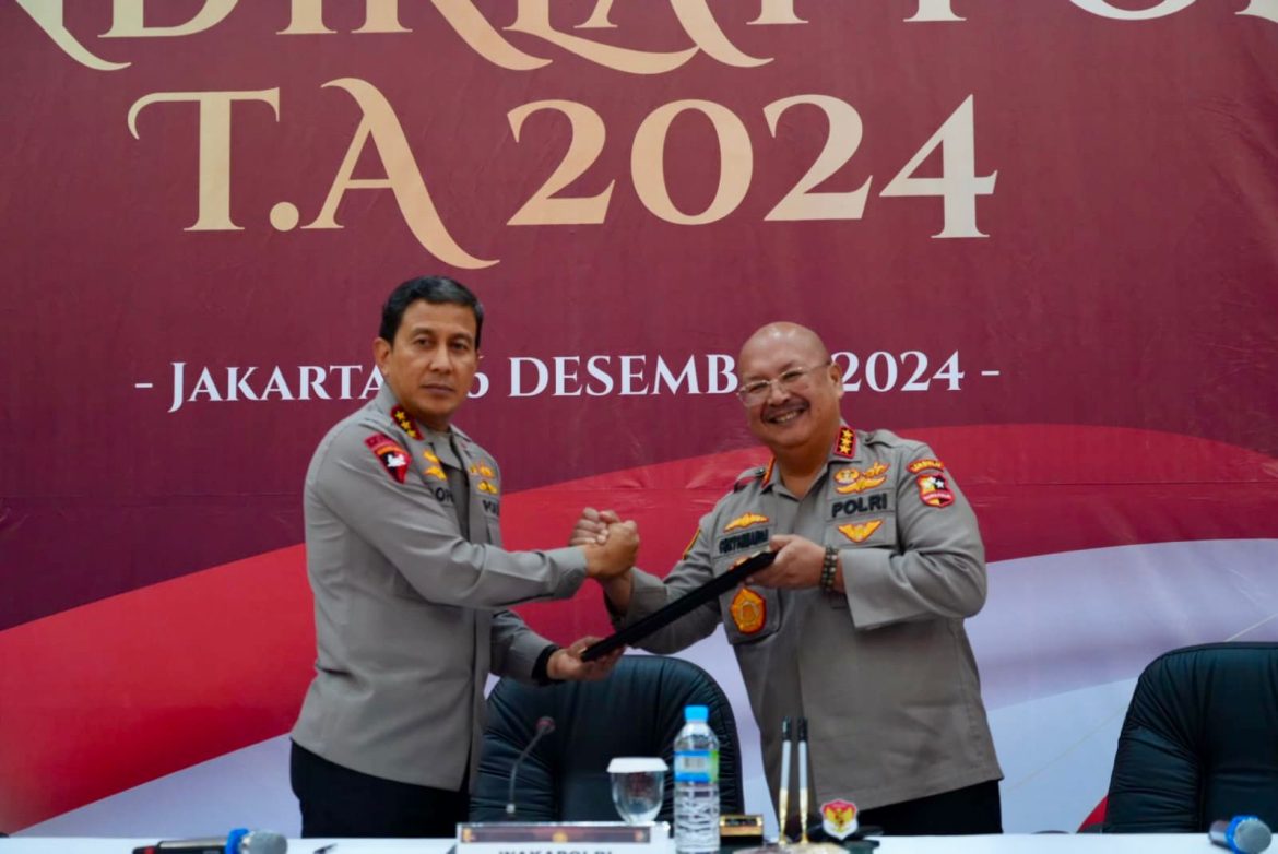 SIDANG PLENO DEWAN PENDIDIKAN DAN PELATIHAN KEPOLISIAN NEGARA REPUBLIK INDONESIA TAHUN 2024, MENUJU TRANSFORMASI PENDIDIKAN POLRI YANG BERDAYA SAING GLOBAL