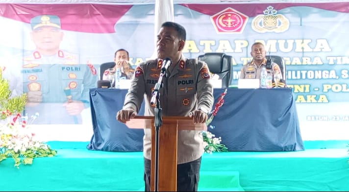 Kapolda NTT Irjen Pol. Daniel Tahi Monang Silitonga. Jadilah TNI dan Polri Yang Hebat di Kantor, Maupun di Masyarakat