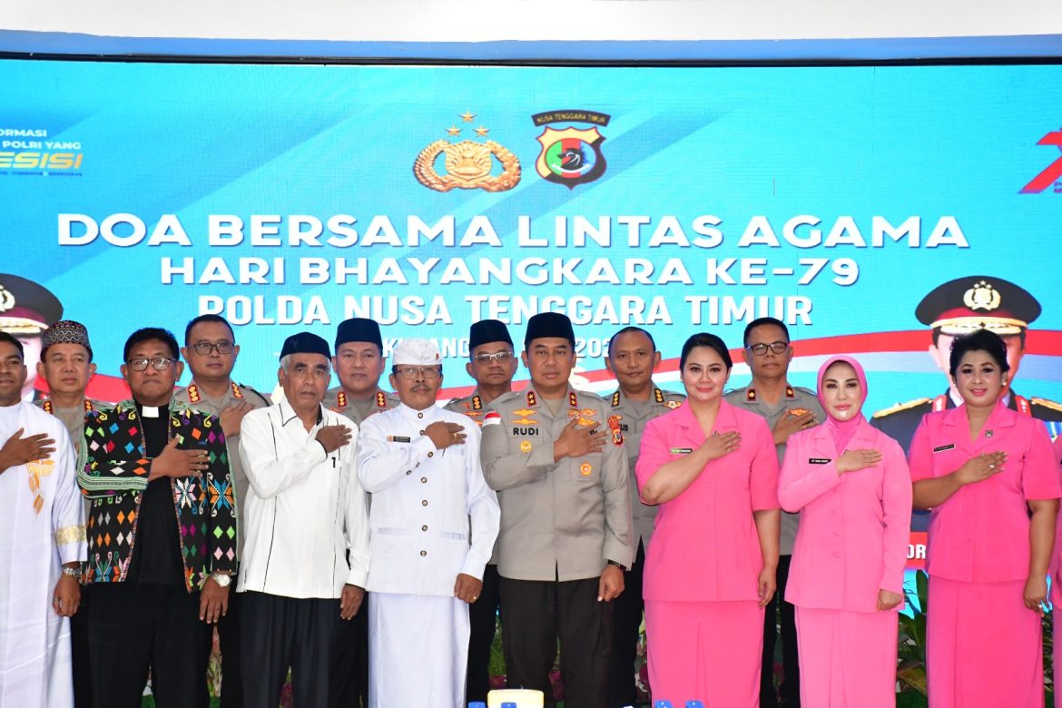 Kapolda NTT Pimpin Doa Bersama Lintas Agama, Pererat Kebersamaan Jelang HUT Bhayangkara ke-79