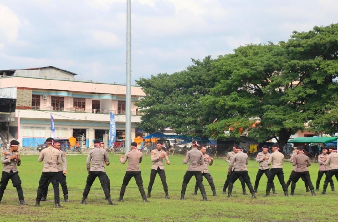 Atraksi Bela Diri dan Patroli Presisi Polres Malaka Sukses Memukau di Hari Bhayangkara ke-79