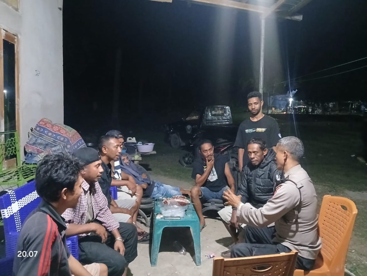 Patroli Dialogis Polsek Kobalima, Langkah Preventif Cegah Gangguan Kamtibmas di Desa Rainawe