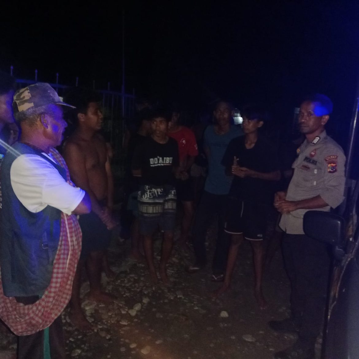 Polsek Malaka Barat Gelar Patroli Dialogis, Edukasi Warga Jaga Kamtibmas dan Waspada Musim Penghujan