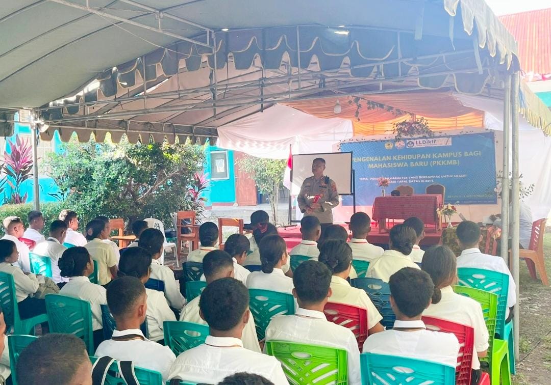 Kapolres Malaka Beri Materi PKKBM di STKIP Sinar Pancasila, Tanamkan Wawasan Kebangsaan dan Cegah Radikalisme