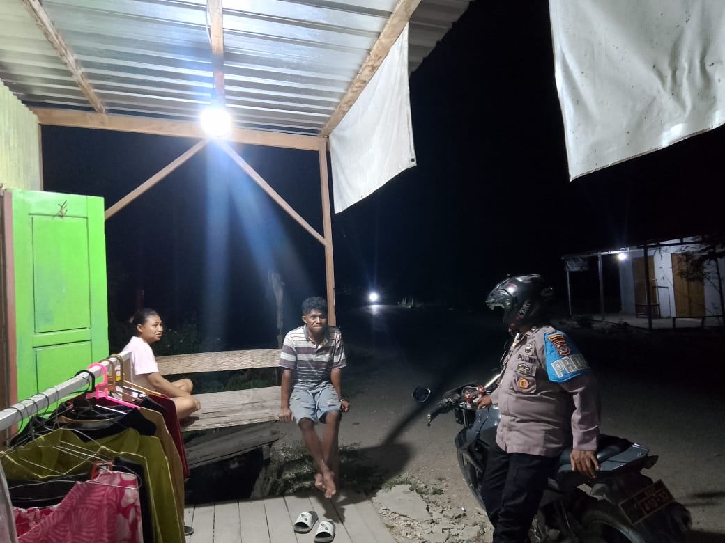 Polsek Wewiku Gencarkan Patroli Dialogis, Cegah Gangguan Kamtibmas di Malam Hari