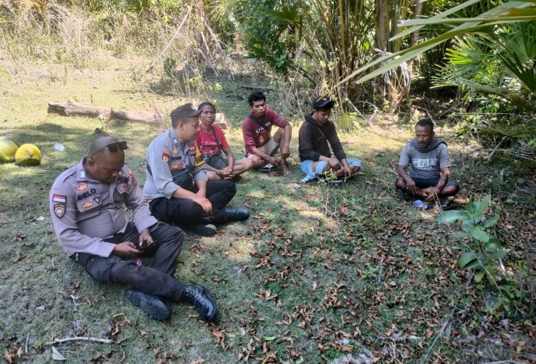 Dengan Duduk Bersama, Polsek Rinhat Rangkul Warga Lewat Himbauan Humanis