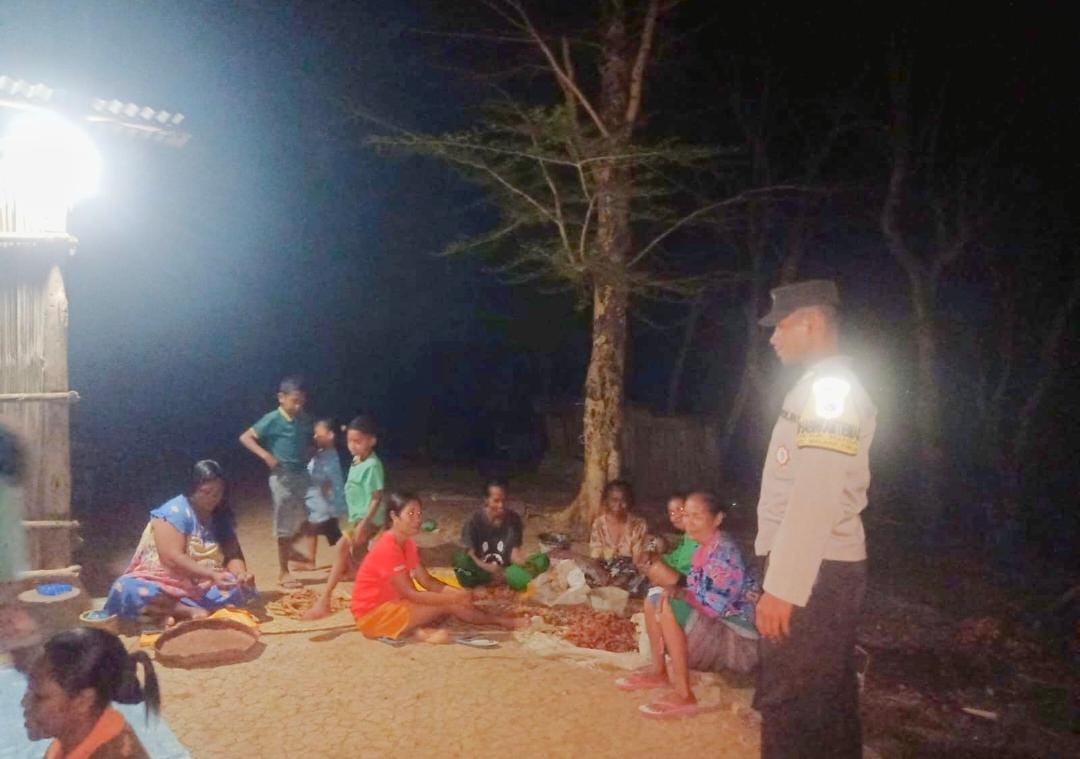 Patroli Dialogis Polsek Malaka Timur, Wujud Kepedulian Polri dalam Menjaga Kamtibmas di Malam Hari