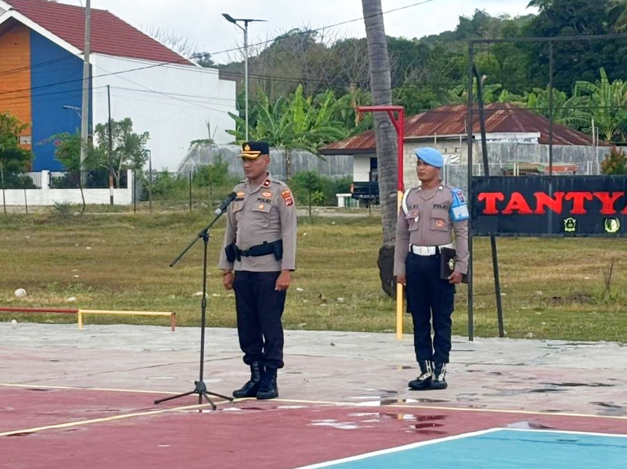 Apel Pagi Polres Malaka: Wakapolres Malaka Ingatkan Dedikasi, Disiplin, dan Tanggung Jawab Personel