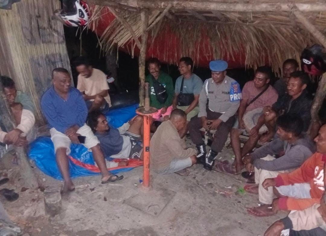 Patroli dialogis polsek sasitamean cegah gangguan kamtibmas dan wujudkan lingkungan yang aman