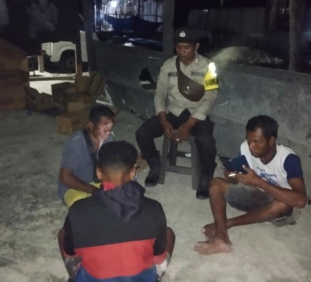 Patroli dialogis polsek wewiku wujudkan kamtibmas yang aman dan kondusif pada malam hari