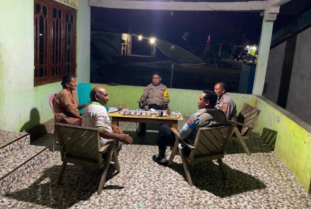 Patroli Dialogis Polsek Rinhat, Wujud Nyata Polri Hadir Jaga Kamtibmas Wilayah Perbatasan